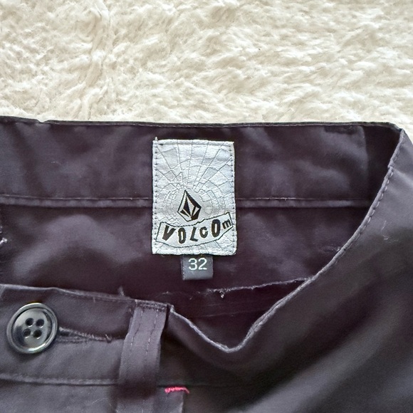 Volcom Men’s Black Slim Fit Chino Pants – Size 32 - Picture 2 of 6